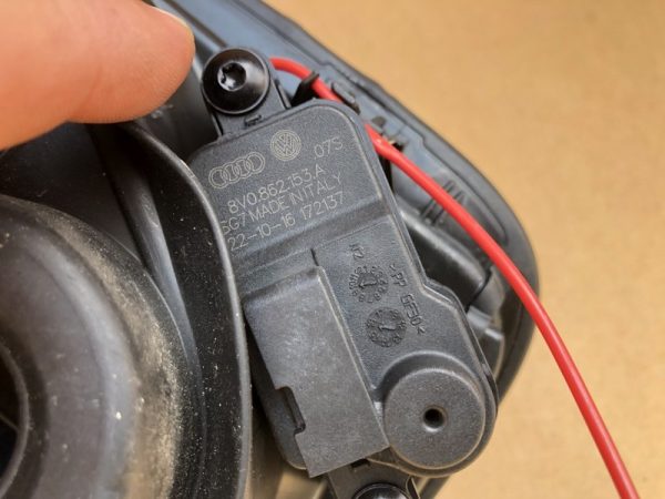 Motoras capac rezervor Audi A5 F5 din 2018 8V0862153A 8V0 862 153 A - Dezmembrari Auto