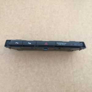 Buton avarie senzori parcare park assist VW Passat B8 3G1853770 3G1 853 770 - Dezmembrari Auto