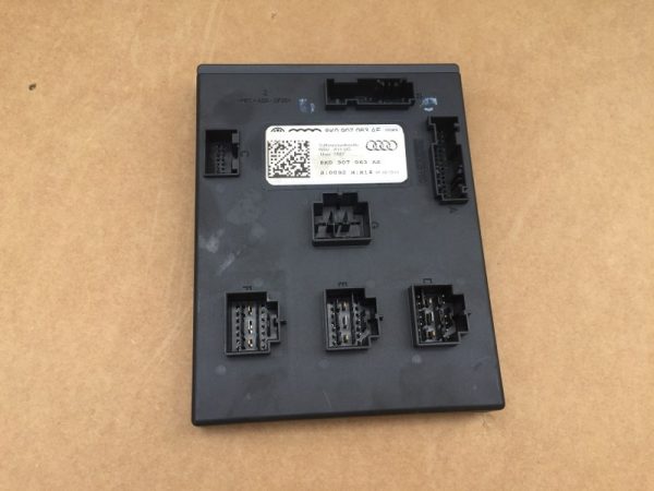 Calculator confort Audi A4 B8 S-LINE 2013 8K0907063AE 8K0 907 063 AE - Dezmembrari Auto