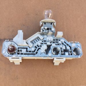 Soclu becuri lampa spate stanga VW Polo 6N 6N0945257A 6N0 945 257 A - Dezmembrari Auto