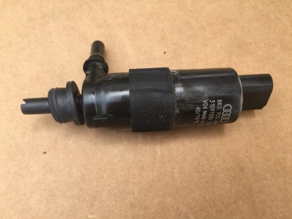 Motoras spalator faruri Audi A4 B8 S-LINE 2013 8K0 955 681 8K0955681 - Dezmembrari Auto
