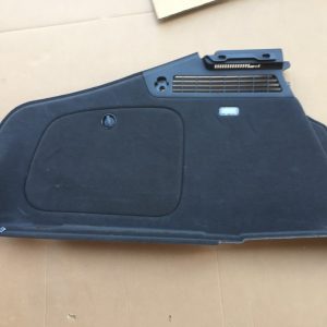 Mocheta portbagaj stanga 8T8863879P 8T8 863 879 P - Dezmembrari Auto