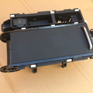 Suport pahare cu iluminare si priza VW Arteon Passat B8 3G0862531G 3G0 862 531 G - Dezmembrari Auto