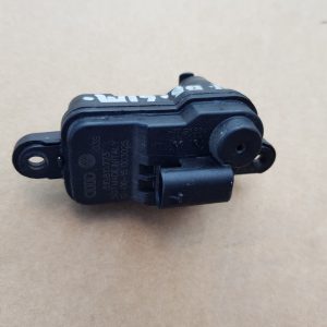 Motoras rezervor VW Passat B8 510810773 510 810 773 - Dezmembrari Auto