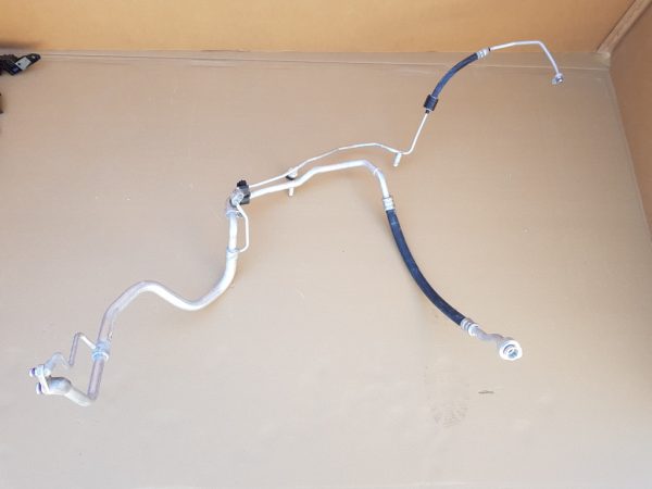 Conducta AC VW Golf 7 2.0 tdi 5Q0820743M 5Q0 820 743 M - Dezmembrari Auto