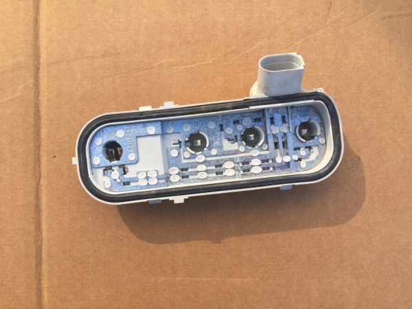 Soclu becuri lampa spate dreapta Audi A4 B6 combi 8E9945258 8E9 945 258 - Dezmembrari Auto