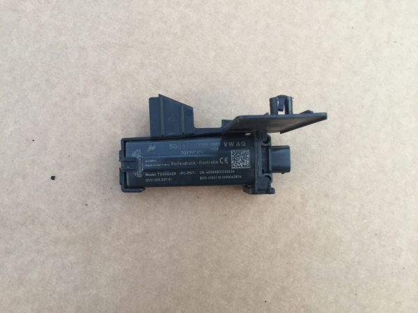 Modul senzori presiune roti VW Passat B8 Arteon Tiguan 5Q0907273B 5Q0 907 273 B - Dezmembrari Auto