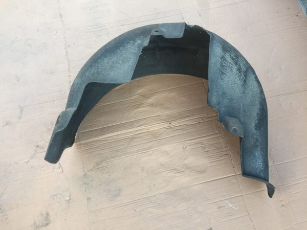 Caenaj roata dreapta spate Volkswagen Passat B8 2017 limuzina 3G0810972G 3G0 810 972 G - Dezmembrari Auto