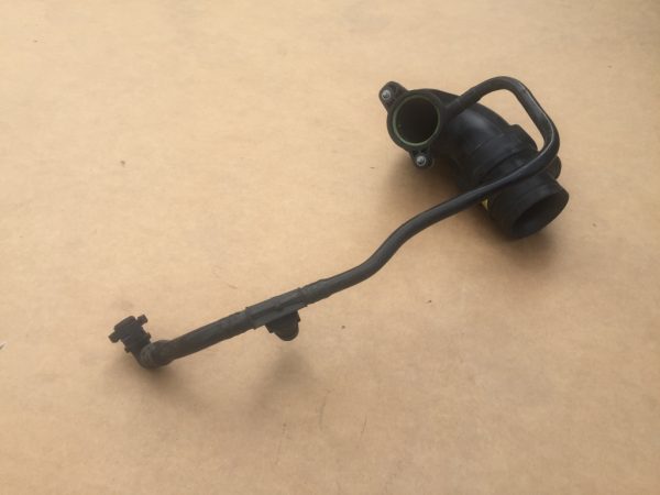 Furtun admisie Audi a3 8V e-tron 1.4 TSI 04E 129 656 H 04E129656H - Dezmembrari Auto
