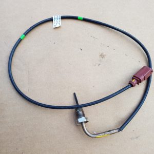 Senzor temperatura gaze VW Passat B8 04L906088BB 04L 906 088 BB - Dezmembrari Auto
