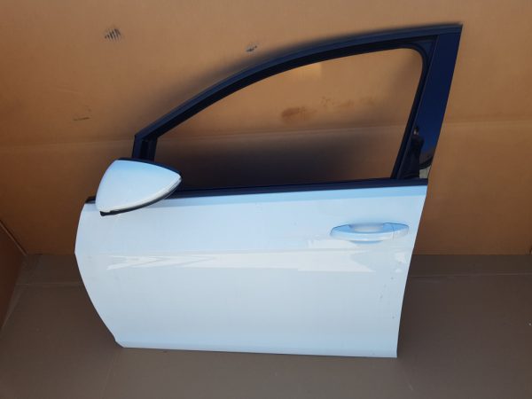 Usa stanga fata VW Golf 7 cod culoare lc9a - Dezmembrari Auto