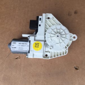 Motoras macara geam dreapta spate Audi A4 B8 2009 limuzina 8K0959812 8K0 959 812 - Dezmembrari Auto
