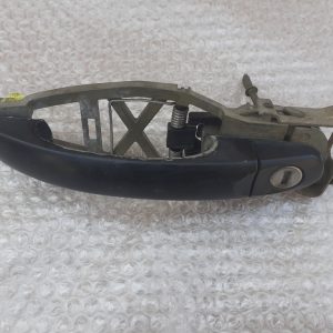 Maner usa stanga fata VW Touran 2003 - Dezmembrari Auto