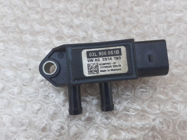 Senzor presiune gaze VW Passat B8 2015 variant 1.4 tsi 03L906051B 03L 906 051 B - Dezmembrari Auto