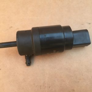 Pompa spalare parbriz VW Arteon 1K5955651 1K5 955 651 - Dezmembrari Auto