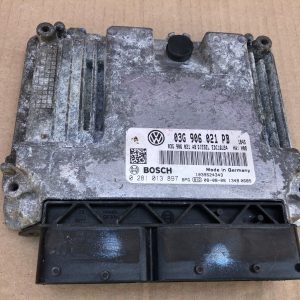 03G 906 021 PB 03G906021PB calculator motor VW Golf 5 1.9 tdi BLS - Dezmembrari Auto