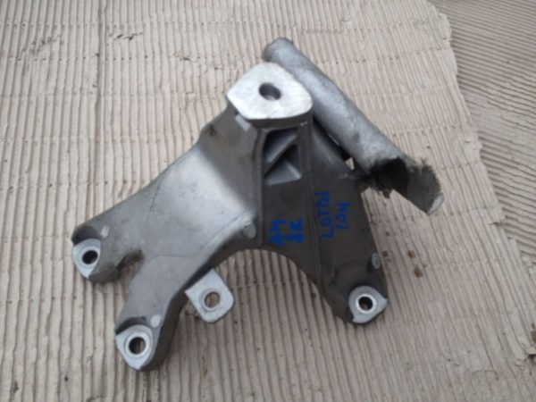 Suport motor Audi A4 A5 2.0 tdi 2010 8K0199308CA 8K0 199 308 CA - Dezmembrari Auto