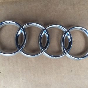 Sigla Audi A4 B8 2009 - Dezmembrari Auto