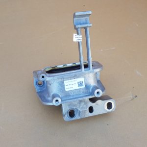Suport motor VW Golf 7 2.0 tdi 5Q0199262DF 5Q0 199 262 DF - Dezmembrari Auto