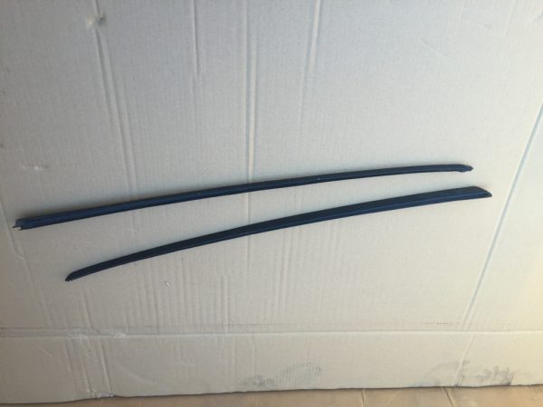 Cheder chedere parbriz Audi A4 B7 8E0854328E 8E0 854 328 E 8E0854327E 8E0 854 327 E - Dezmembrari Auto