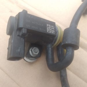 Electrovalva Volkswagen Golf 6 2010 variant 1.6 tdi CAY 1K0906627B 1K0 906 627 B - Dezmembrari Auto