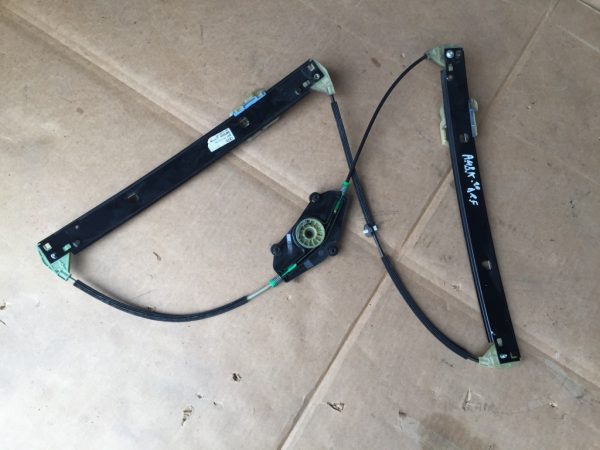 Macara usa dreapta fata Audi A4 B8 2009 8K0837462 8K0 837 462 - Dezmembrari Auto