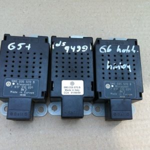 Amplificator antena radio VW Golf 6 5M0035570B - Dezmembrari Auto