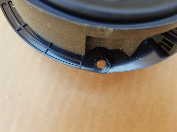 Boxa spate VW Golf 7 5G0035453 5G0 035 453 - Dezmembrari Auto - imagine 4