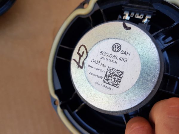 Boxa spate VW Golf 7 5G0035453 5G0 035 453 - Dezmembrari Auto - imagine 2