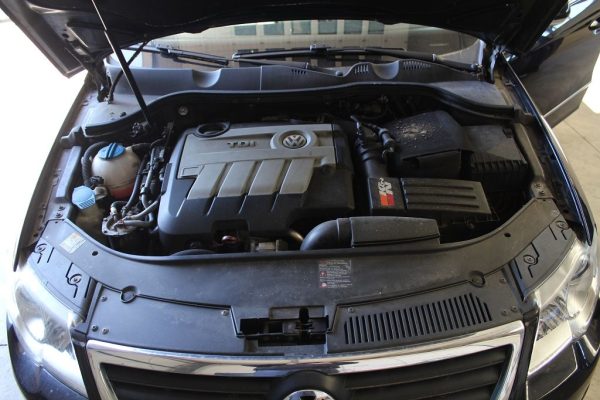 Dezmembrez Volkswagen Passat B6 2009 variant 2.0 TDI CBB - Dezmembrari Auto - imagine 2