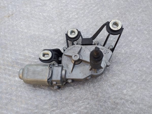 Motoras stergator spate Skoda Fabia II 2012 hatchback 1.2 5J7955711A 5J7 955 711 A - Dezmembrari Auto