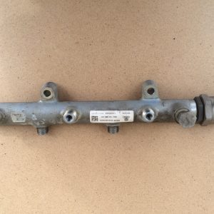 Rampa injectoare rampa injectie Audi A4 A5 A6 Q5 Q7 059130090AH 059 130 090 AH - Dezmembrari Auto