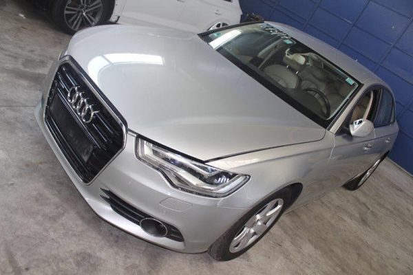 Fata completa Audi A6 4G C7 2012 faruri FULL LED 3.0 tdi - Dezmembrari Auto - imagine 7