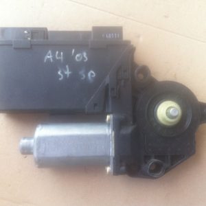 Motoras macara Audi A4 8E0959801A 8E0 959 801A - Dezmembrari Auto
