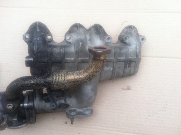 Galerie admisie VW Golf 4 1.9 ALH 038129713J 038 129 713 J - Dezmembrari Auto