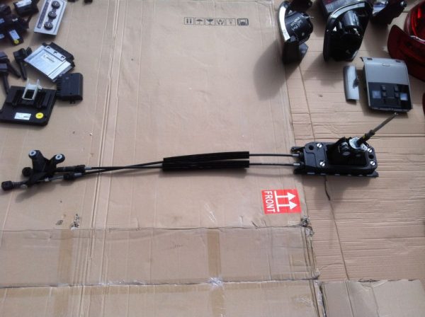 Timonerie VW Golf 7 1.4 tsi cod 5Q0711049AH sau 5Q0711061D - Dezmembrari Auto