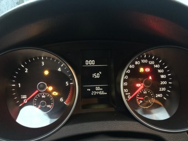 Dezmembrez Volkswagen Golf 6 2010 variant 1.6 tdi CAY - Dezmembrari Auto - imagine 3