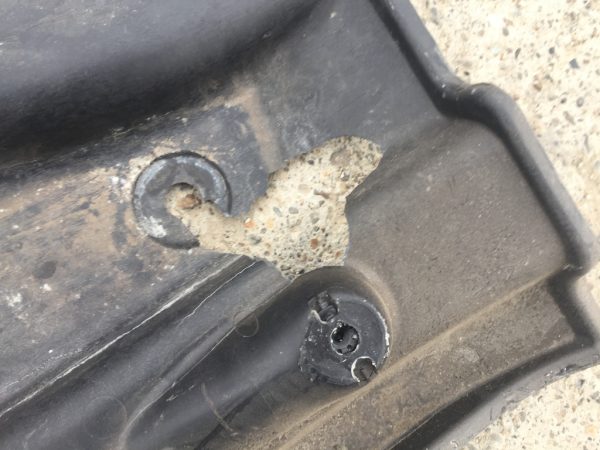 Scut lateral podea stanga VW Jetta 2016 5C6825201 5C6 825 201 - Dezmembrari Auto - imagine 3