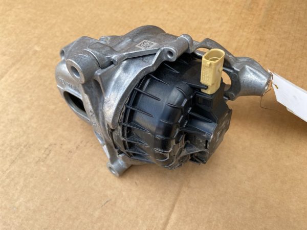 Tampon motor dreapta VW Touareg 2018 4M0199372FF 4M0 199 372 FF - Dezmembrari Auto
