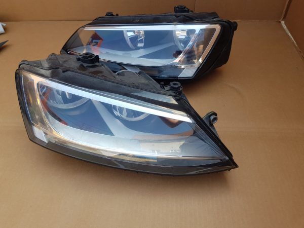 Set faruri Volkswagen Jetta 2016 5C7941006A 5C7941005A - Dezmembrari Auto - imagine 3