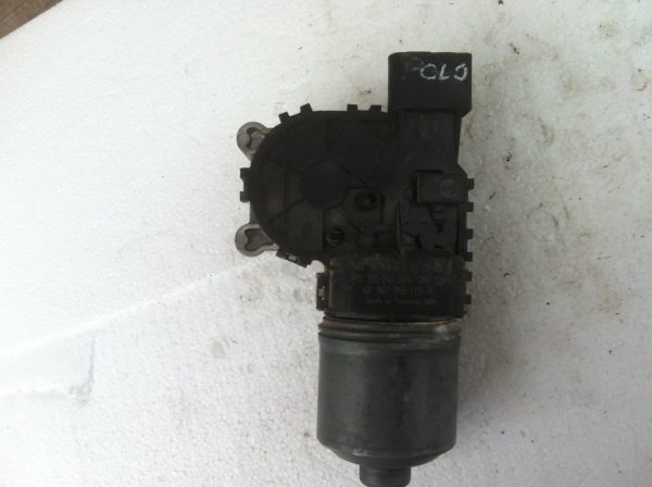 Motoras stergatoare parbriz VW Polo cod 6Q1955119A - Dezmembrari Auto