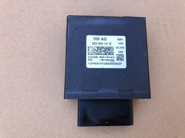 3Q0906121B 3Q0 906 121 B Modul pompa combustibil VW Passat B8 - Dezmembrari Auto