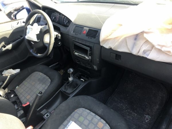 Dezmembrez Skoda Fabia sedan limuzina din 2007 1.2 BME - Dezmembrari Auto - imagine 4
