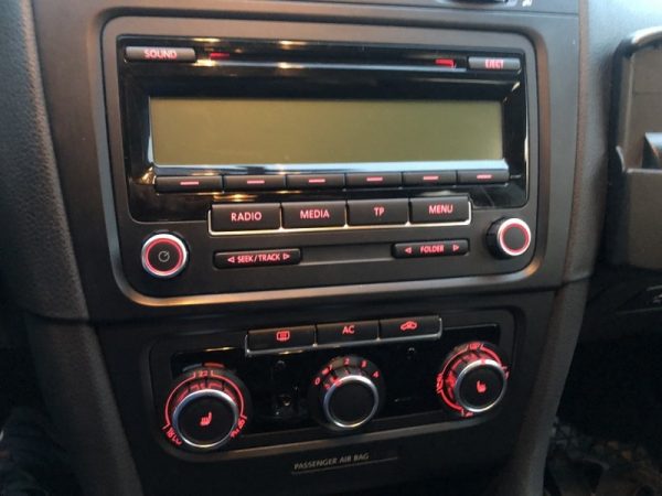 Dezmembrez Volkswagen Golf 6 2010 variant 1.6 tdi CAY - Dezmembrari Auto - imagine 4