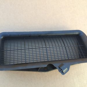 Plastic VW Passat B8 2015 5Q0815479 5Q0 815 479 - Dezmembrari Auto