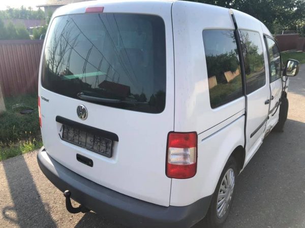 Dezmembrez Volkswagen Caddy Life 2004 monovolum 1.4 BCA - Dezmembrari Auto - imagine 4