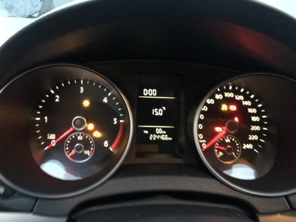 Dezmembrez Volkswagen Golf 6 2010 variant 1.6 tdi CAY - Dezmembrari Auto - imagine 5