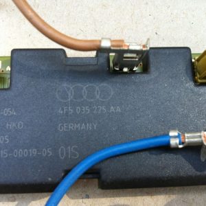 Amplificator antena Audi A6 4F cod 4F5035225AA 4F5 035 225 AA - Dezmembrari Auto