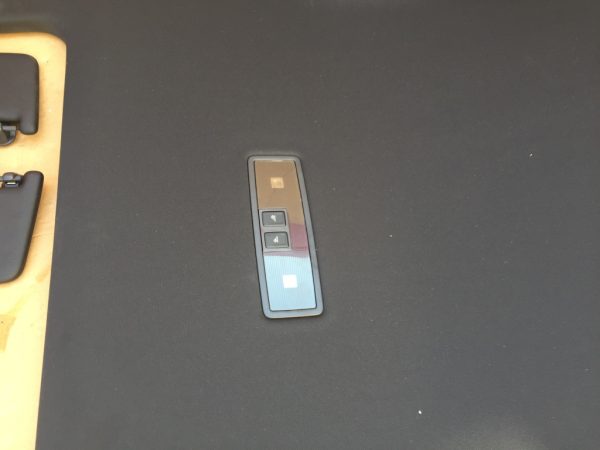 Plafon negru cu accesorii Volkswagen Passat B8 limuzina - Dezmembrari Auto - imagine 4