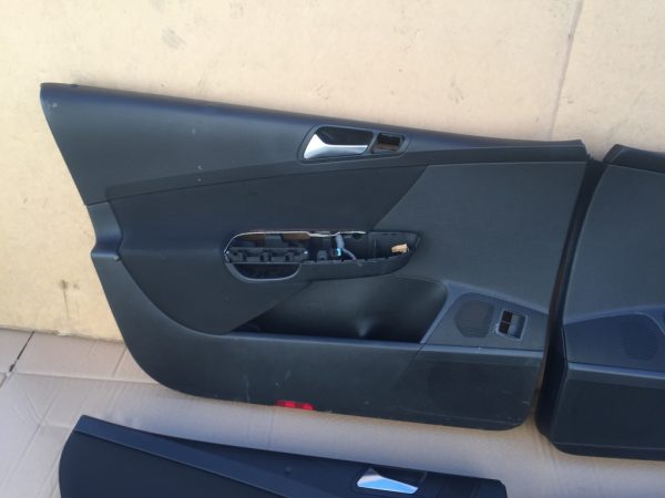 Set fete usi VW Passat B8 combi - Dezmembrari Auto - imagine 5